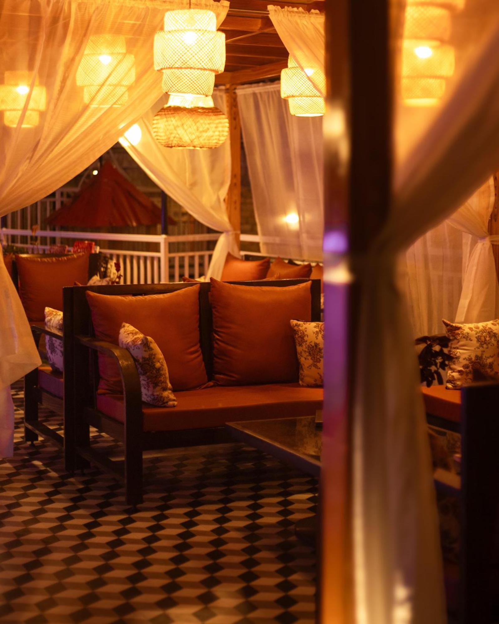 Kasar Himalaya Holiday Resort, Binsar Rd Алмора Экстерьер фото