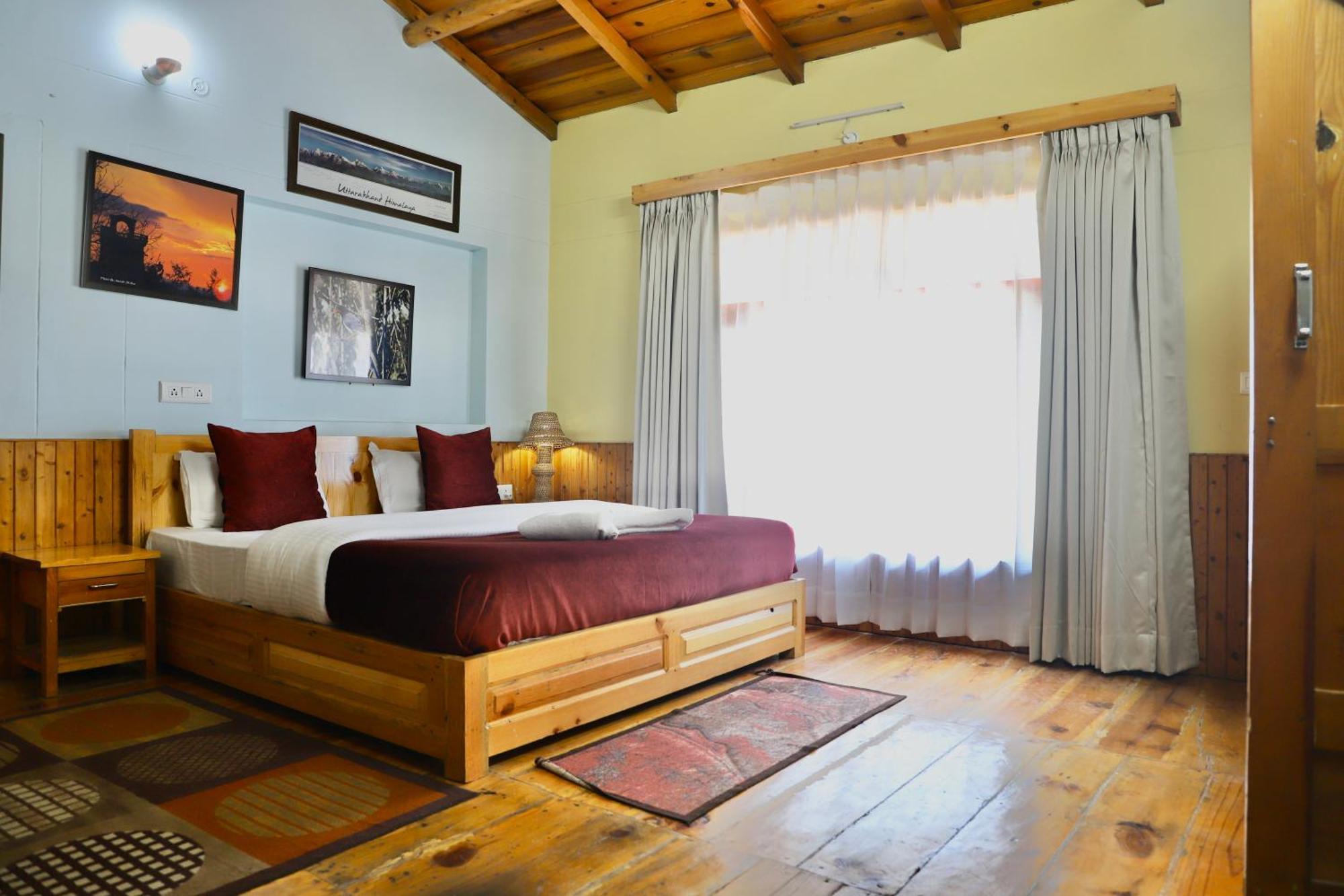 Kasar Himalaya Holiday Resort, Binsar Rd Алмора Экстерьер фото